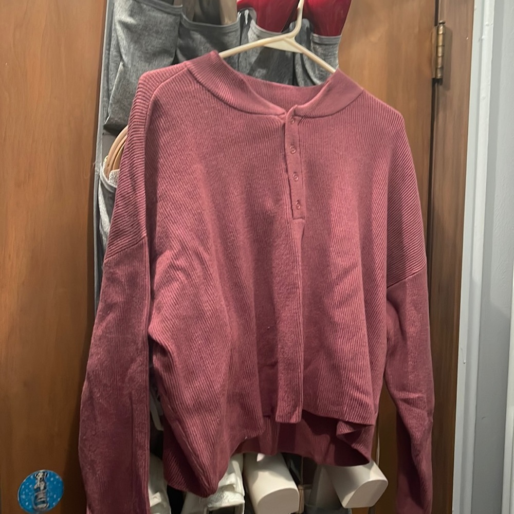 Pacsun sweater